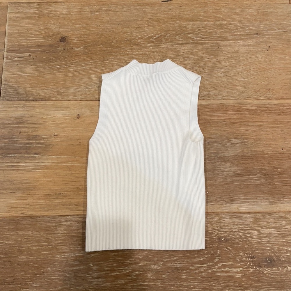 White Ribbed Crop Top - Picture 3 of 3